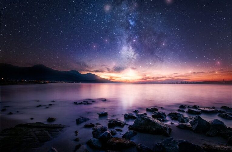 How to Create a Relaxing Playlist for Calm Evenings
